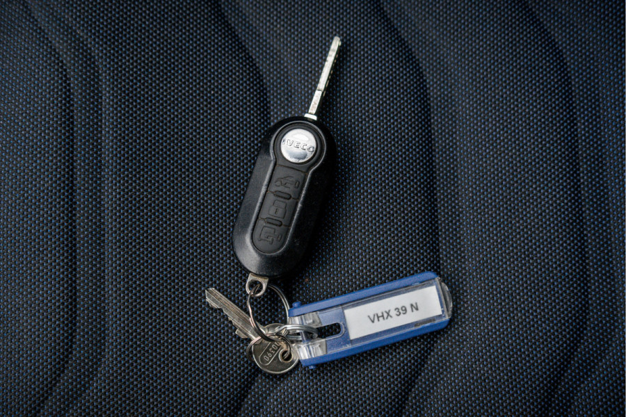 Iveco Daily **35S14V 2.3 L2H2 | 136 PK | Cruise | Airco | 3500 KG Trekgewicht** Iveco Daily **35S14V 2.3 L2H2 | 136 PK | Cruise | Airco | 3500 KG Trekgewicht**