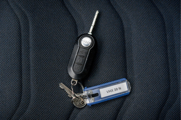 Iveco Daily **35S14V 2.3 L2H2 | 136 PK | Cruise | Airco | 3500 KG Trekgewicht** Iveco Daily **35S14V 2.3 L2H2 | 136 PK | Cruise | Airco | 3500 KG Trekgewicht**