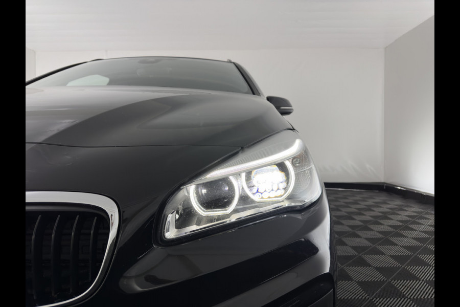 BMW 2 Serie Active Tourer 225xe iPerformance Executive Aut. *LUXURY-LEATHER | FULL-LED | NAVI-FULLMAP | PRIVACY-GLASS | ECC | PDC | CRUISE | 17''ALU*