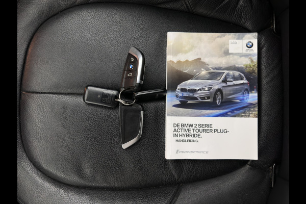 BMW 2 Serie Active Tourer 225xe iPerformance Executive Aut. *LUXURY-LEATHER | FULL-LED | NAVI-FULLMAP | PRIVACY-GLASS | ECC | PDC | CRUISE | 17''ALU*