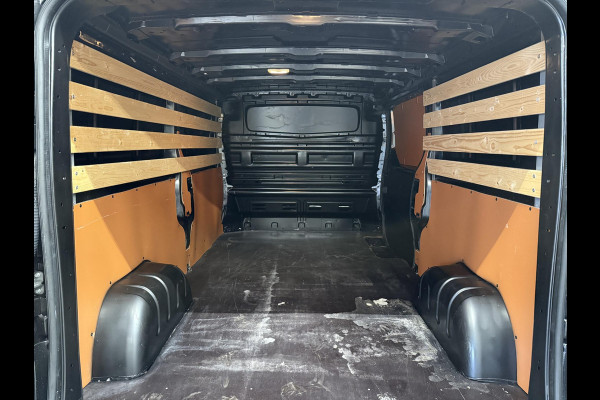 Renault Trafic 2.0 Blue dCi 150PK T30 L2H1 Advance Automaat Airco Bluetooth Camera Cruise PDC Trekhaak Renault Trafic 2.0 Blue dCi 150PK T30 L2H1 Advance Automaat Airco Bluetooth Camera Cruise PDC Trekhaak