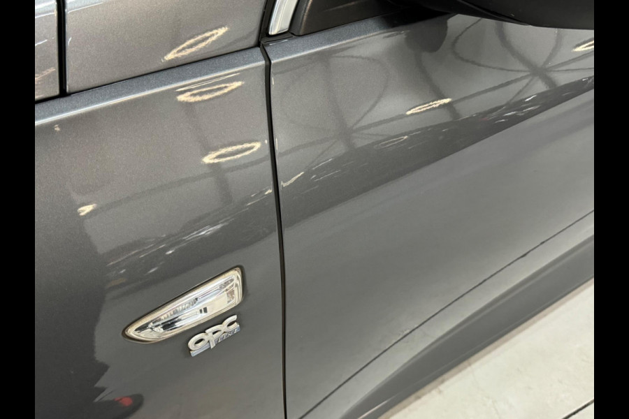 Opel Insignia Sports Tourer 1.5 Turbo Business Executive OPC Line NAP Garantie Trekhaak Camera StuurVW PDC Cruise Navi Rijklaar Opel Insignia Sports Tourer 1.5 Turbo Business Executive OPC Line NAP Garantie Trekhaak Camera StuurVW PDC Cruise Navi Rijklaar