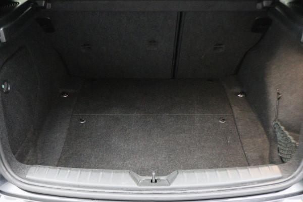 BMW 1-serie 118i Executive M Sport Automaat Schuif-/kanteldak, Camera, Navigatie, Climate, LED, 18"