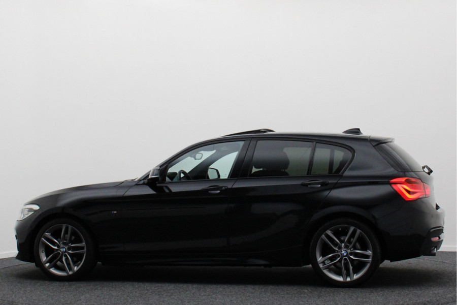 BMW 1-serie 118i Executive M Sport Automaat Schuif-/kanteldak, Camera, Navigatie, Climate, LED, 18"