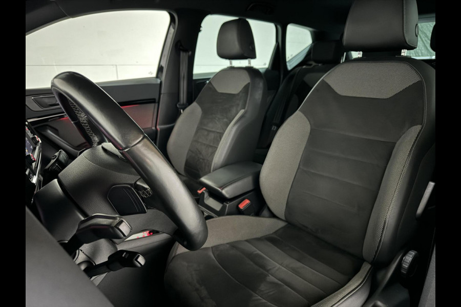 Seat Ateca 1.5 TSI Xcellence ACC CarPlay DSG Camera Trekh. Stoelverwar. Seat Ateca 1.5 TSI Xcellence ACC CarPlay DSG Camera Trekh. Stoelverwar.