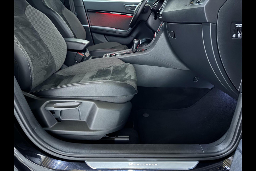 Seat Ateca 1.5 TSI Xcellence ACC CarPlay DSG Camera Trekh. Stoelverwar. Seat Ateca 1.5 TSI Xcellence ACC CarPlay DSG Camera Trekh. Stoelverwar.