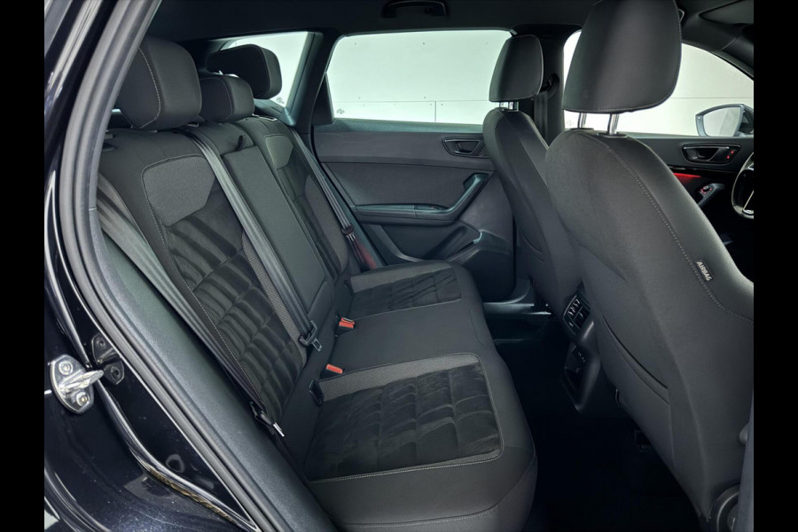 Seat Ateca 1.5 TSI Xcellence ACC CarPlay DSG Camera Trekh. Stoelverwar. Seat Ateca 1.5 TSI Xcellence ACC CarPlay DSG Camera Trekh. Stoelverwar.