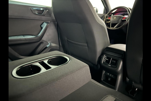 Seat Ateca 1.5 TSI Xcellence ACC CarPlay DSG Camera Trekh. Stoelverwar. Seat Ateca 1.5 TSI Xcellence ACC CarPlay DSG Camera Trekh. Stoelverwar.