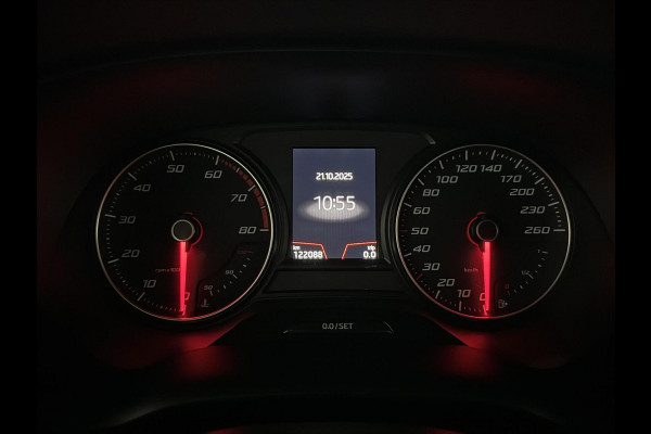 Seat Ateca 1.5 TSI Xcellence ACC CarPlay DSG Camera Trekh. Stoelverwar. Seat Ateca 1.5 TSI Xcellence ACC CarPlay DSG Camera Trekh. Stoelverwar.