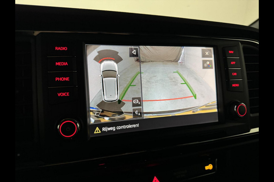Seat Ateca 1.5 TSI Xcellence ACC CarPlay DSG Camera Trekh. Stoelverwar. Seat Ateca 1.5 TSI Xcellence ACC CarPlay DSG Camera Trekh. Stoelverwar.