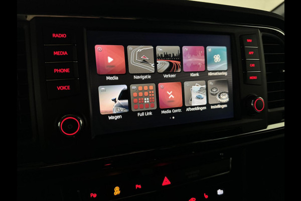 Seat Ateca 1.5 TSI Xcellence ACC CarPlay DSG Camera Trekh. Stoelverwar. Seat Ateca 1.5 TSI Xcellence ACC CarPlay DSG Camera Trekh. Stoelverwar.