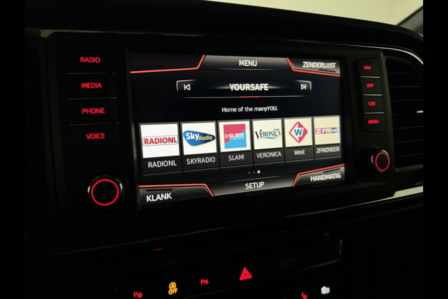 Seat Ateca 1.5 TSI Xcellence ACC CarPlay DSG Camera Trekh. Stoelverwar. Seat Ateca 1.5 TSI Xcellence ACC CarPlay DSG Camera Trekh. Stoelverwar.