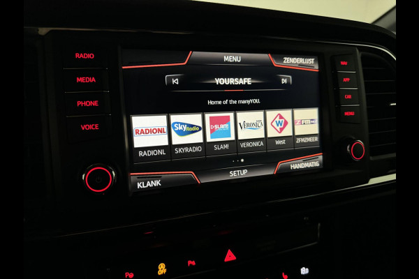 Seat Ateca 1.5 TSI Xcellence ACC CarPlay DSG Camera Trekh. Stoelverwar. Seat Ateca 1.5 TSI Xcellence ACC CarPlay DSG Camera Trekh. Stoelverwar.