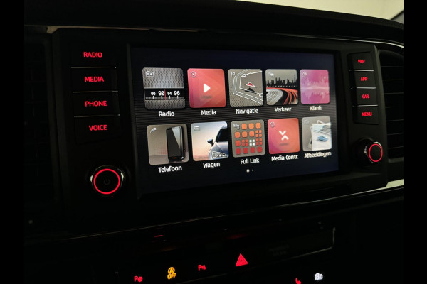 Seat Ateca 1.5 TSI Xcellence ACC CarPlay DSG Camera Trekh. Stoelverwar. Seat Ateca 1.5 TSI Xcellence ACC CarPlay DSG Camera Trekh. Stoelverwar.