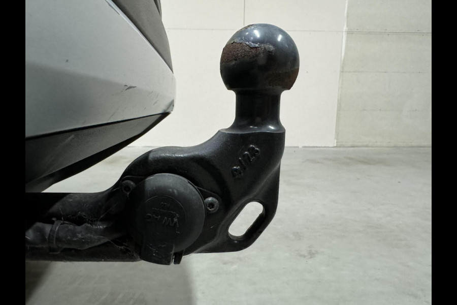 Seat Ateca 1.5 TSI Xcellence ACC CarPlay DSG Camera Trekh. Stoelverwar. Seat Ateca 1.5 TSI Xcellence ACC CarPlay DSG Camera Trekh. Stoelverwar.