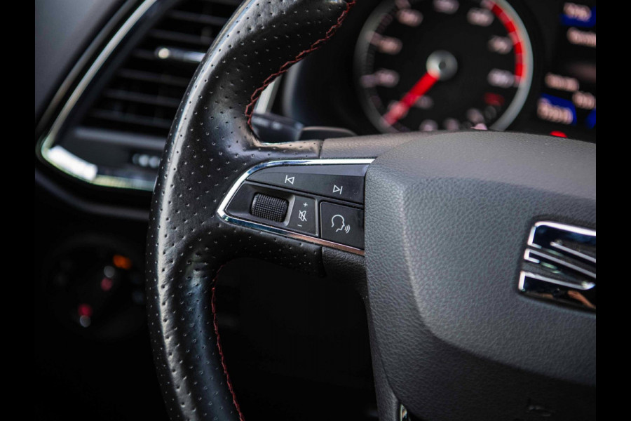 Seat Ateca 1.5 TSI FR | Beats | 360° Camera | Leer | Trekhaak | Keyless Seat Ateca 1.5 TSI FR | Beats | 360° Camera | Leer | Trekhaak | Keyless