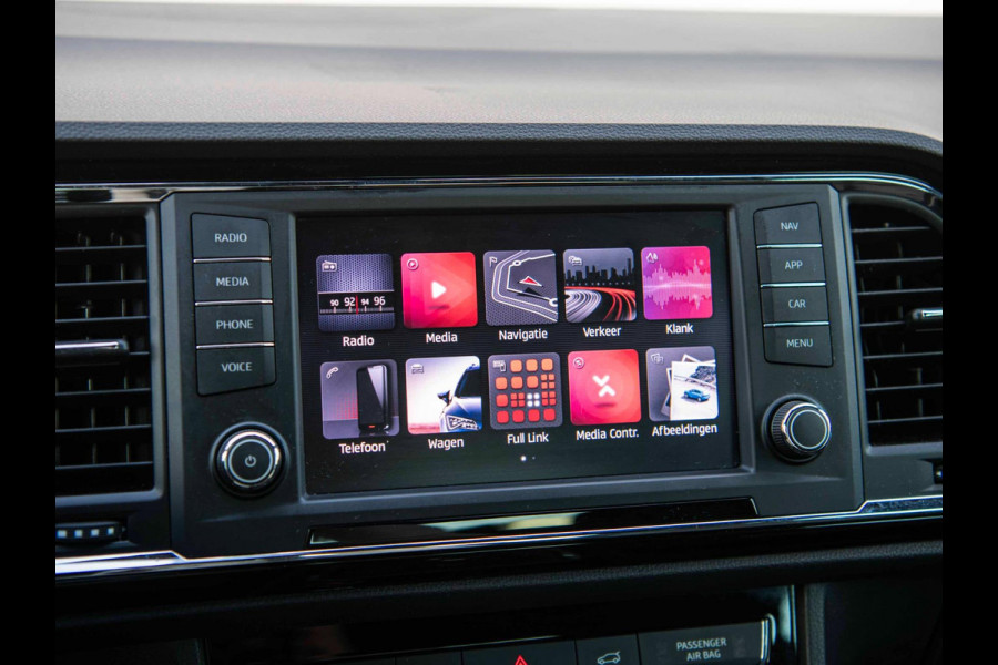 Seat Ateca 1.5 TSI FR | Beats | 360° Camera | Leer | Trekhaak | Keyless Seat Ateca 1.5 TSI FR | Beats | 360° Camera | Leer | Trekhaak | Keyless