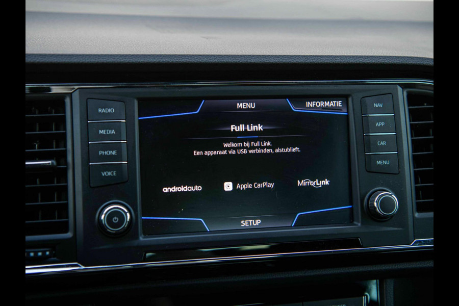 Seat Ateca 1.5 TSI FR | Beats | 360° Camera | Leer | Trekhaak | Keyless Seat Ateca 1.5 TSI FR | Beats | 360° Camera | Leer | Trekhaak | Keyless