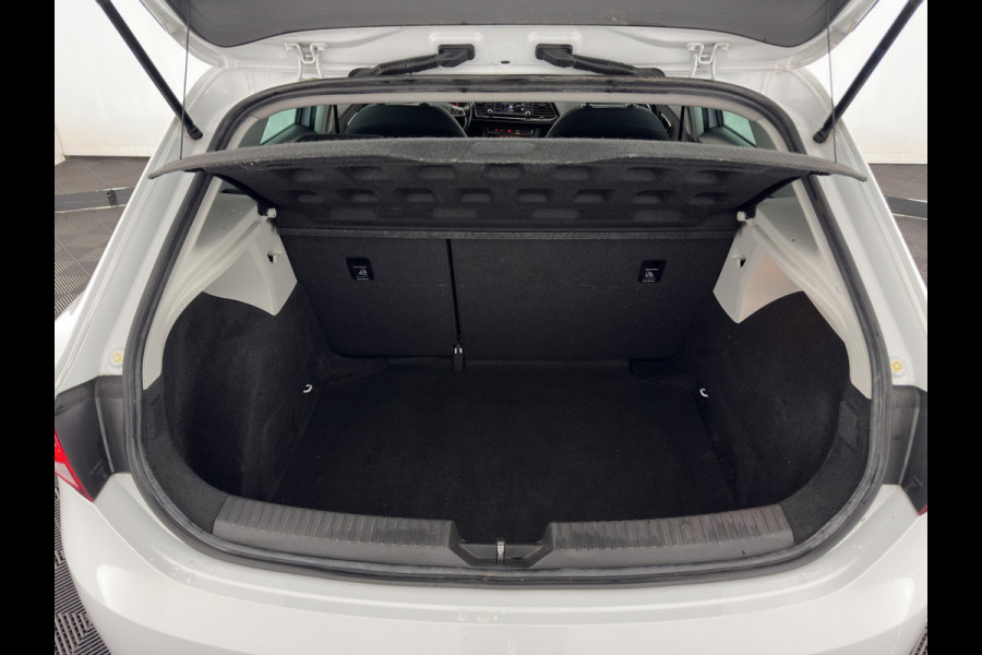Seat Leon 1.0 EcoTSI Style Connect *FULL-LED | NAVI-FULLMAP | COMFORT-SEATS | CAMERA | ECC | PDC | CRUISE | PRIVACY-GLASS | 16''ALU*