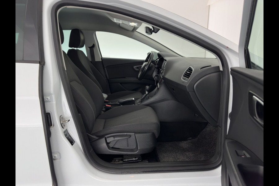 Seat Leon 1.0 EcoTSI Style Connect *FULL-LED | NAVI-FULLMAP | COMFORT-SEATS | CAMERA | ECC | PDC | CRUISE | PRIVACY-GLASS | 16''ALU*