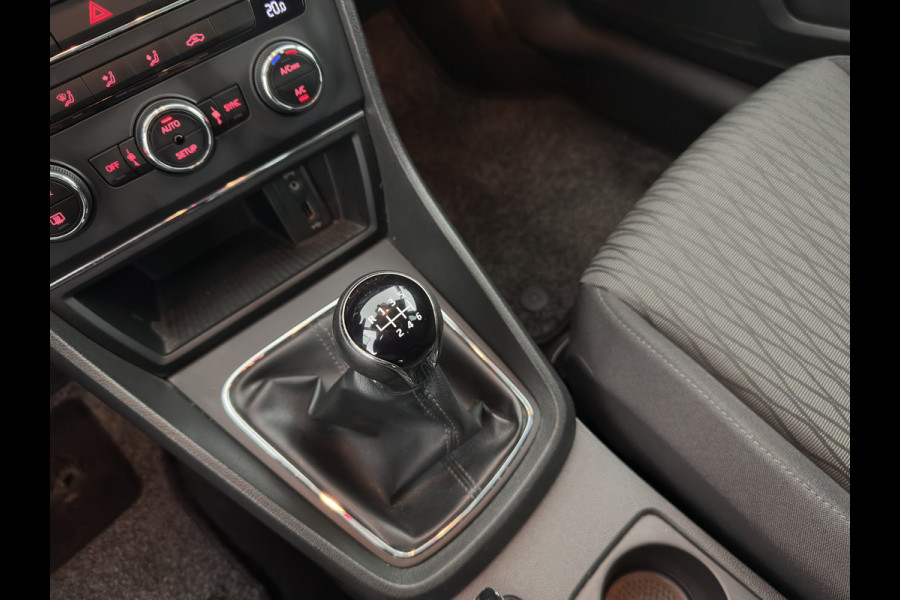 Seat Leon 1.0 EcoTSI Style Connect *FULL-LED | NAVI-FULLMAP | COMFORT-SEATS | CAMERA | ECC | PDC | CRUISE | PRIVACY-GLASS | 16''ALU*