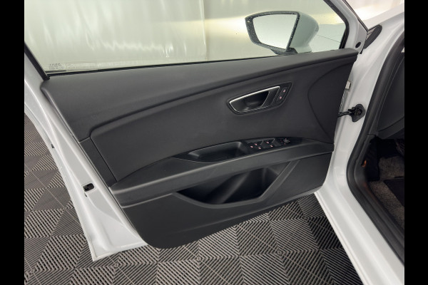 Seat Leon 1.0 EcoTSI Style Connect *FULL-LED | NAVI-FULLMAP | COMFORT-SEATS | CAMERA | ECC | PDC | CRUISE | PRIVACY-GLASS | 16''ALU*