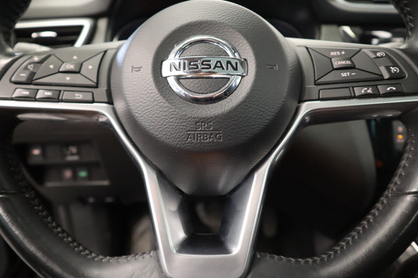 Nissan QASHQAI 1.2 N-Connecta Panoramadak 360 Camera Navi Afn. Trekhaak Nissan QASHQAI 1.2 N-Connecta Panoramadak 360 Camera Navi Afn. Trekhaak