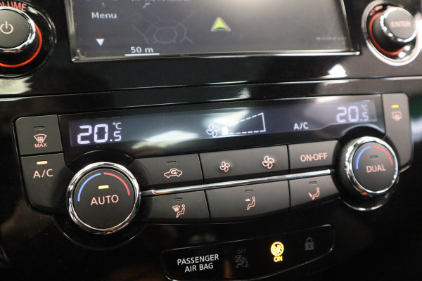 Nissan QASHQAI 1.2 N-Connecta Panoramadak 360 Camera Navi Afn. Trekhaak Nissan QASHQAI 1.2 N-Connecta Panoramadak 360 Camera Navi Afn. Trekhaak