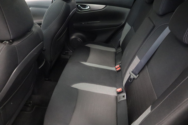 Nissan QASHQAI 1.2 N-Connecta Panoramadak 360 Camera Navi Afn. Trekhaak Nissan QASHQAI 1.2 N-Connecta Panoramadak 360 Camera Navi Afn. Trekhaak