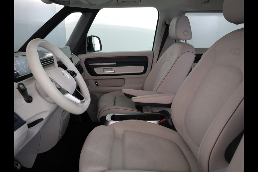 Volkswagen ID. Buzz Pro 77kWh 204PK | "Art Velours" bekleding | Elektrische trekhaak | Elektrische schuifdeuren | Matrix koplampen | Keyless entry | 360 graden camera | Volkswagen ID. Buzz Pro 77kWh 204PK | "Art Velours" bekleding | Elektrische trekhaak | Elektrische schuifdeuren | Matrix koplampen | Keyless entry | 360 graden camera |
