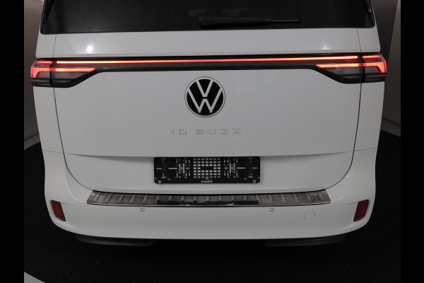 Volkswagen ID. Buzz Pro 77kWh 204PK | "Art Velours" bekleding | Elektrische trekhaak | Elektrische schuifdeuren | Matrix koplampen | Keyless entry | 360 graden camera | Volkswagen ID. Buzz Pro 77kWh 204PK | "Art Velours" bekleding | Elektrische trekhaak | Elektrische schuifdeuren | Matrix koplampen | Keyless entry | 360 graden camera |