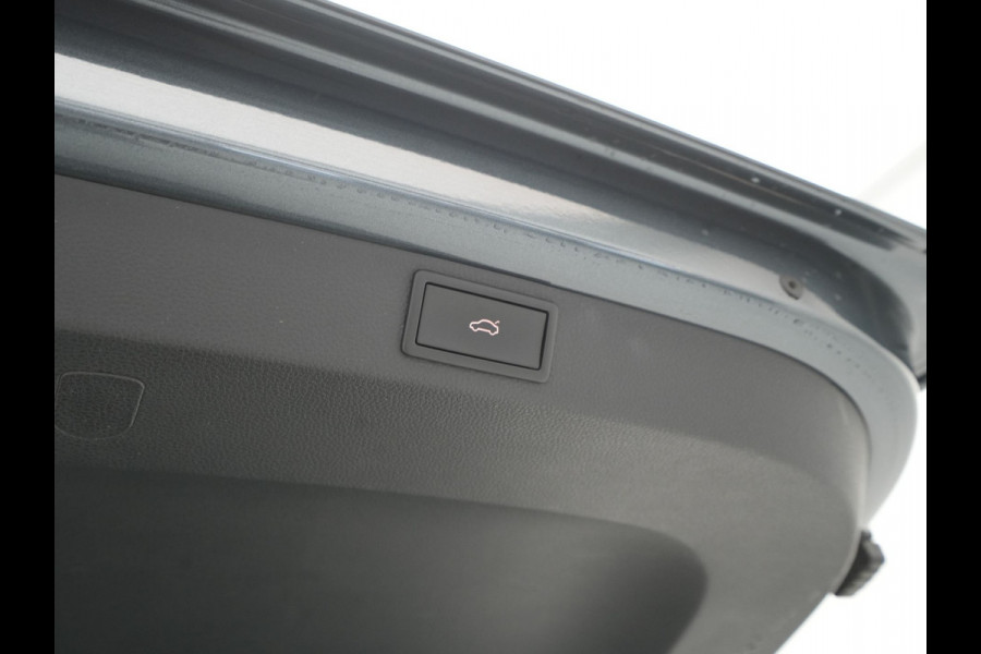 Škoda Karoq 1.5 TSI ACT 150pk DSG Clima Navigatie Camera Keyles Privacy glas PDC 164