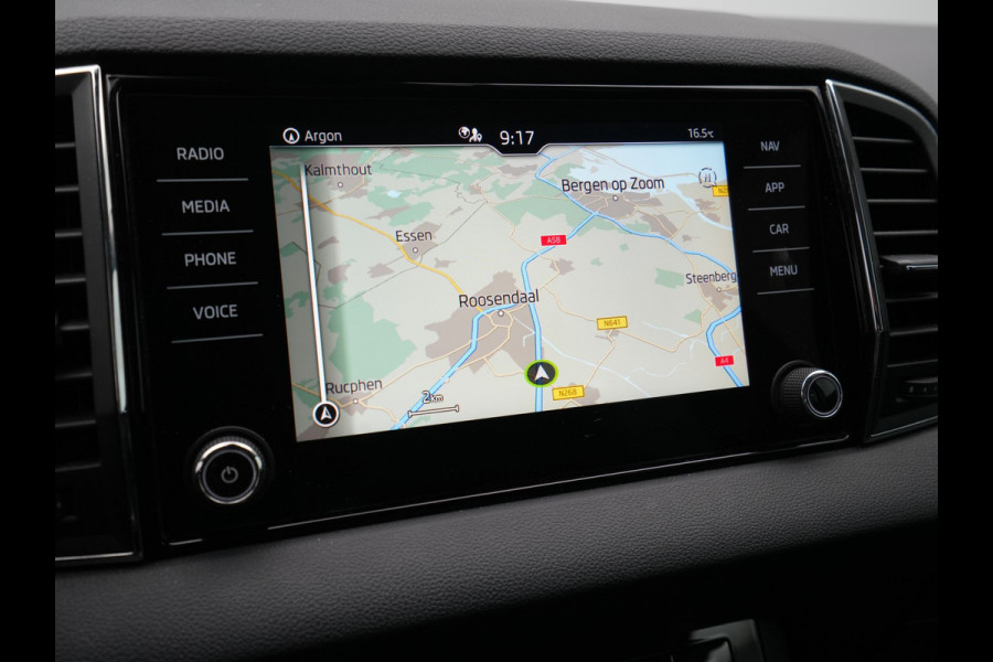 Škoda Karoq 1.5 TSI ACT 150pk DSG Clima Navigatie Camera Keyles Privacy glas PDC 164