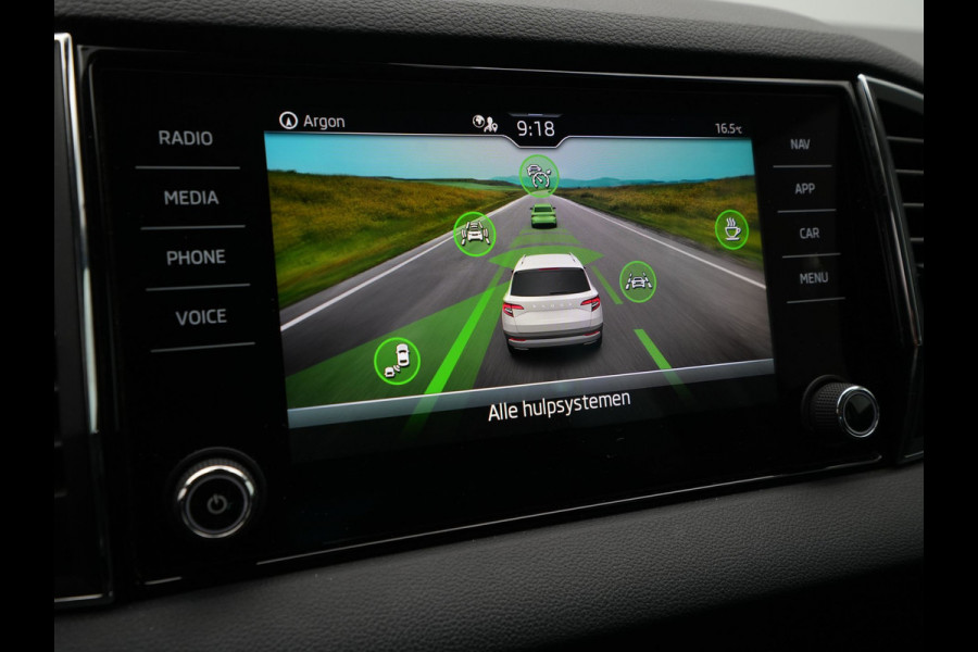 Škoda Karoq 1.5 TSI ACT 150pk DSG Clima Navigatie Camera Keyles Privacy glas PDC 164