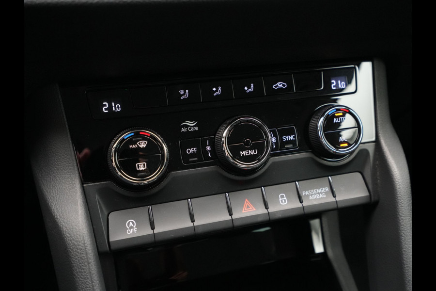 Škoda Karoq 1.5 TSI ACT 150pk DSG Clima Navigatie Camera Keyles Privacy glas PDC 164