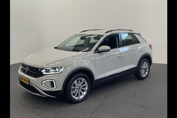Volkswagen T-Roc 1.5 TSI Style Automaat Climate control Camera Lane assist Dodehoek Assistent LED verlichting Cruise control adaptive Keyless Apple CarPlay/ Android Auto