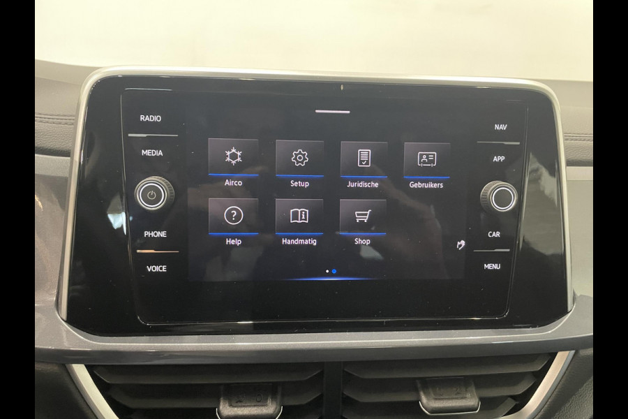 Volkswagen T-Roc 1.5 TSI Style Automaat Climate control Camera Lane assist Dodehoek Assistent LED verlichting Cruise control adaptive Keyless Apple CarPlay/ Android Auto