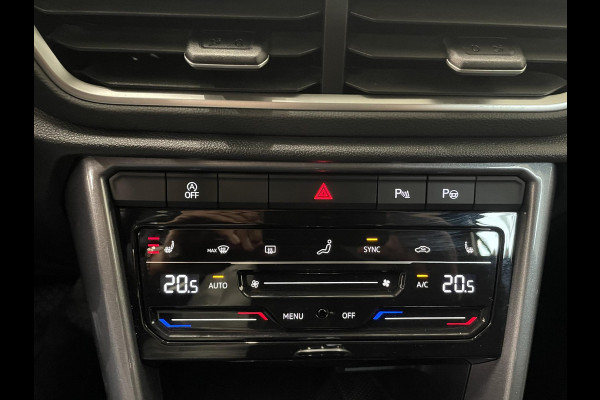 Volkswagen T-Roc 1.5 TSI Style Automaat Climate control Camera Lane assist Dodehoek Assistent LED verlichting Cruise control adaptive Keyless Apple CarPlay/ Android Auto