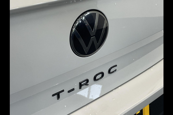 Volkswagen T-Roc 1.5 TSI Style Automaat Climate control Camera Lane assist Dodehoek Assistent LED verlichting Cruise control adaptive Keyless Apple CarPlay/ Android Auto