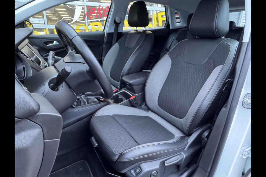 Opel Grandland X 1.2 Turbo Business Elegance - Navigatie I Airco I Sport velgen I Achteruitrij camera I PDC I Dealer onderhouden Opel Grandland X 1.2 Turbo Business Elegance - Navigatie I Airco I Sport velgen I Achteruitrij camera I PDC I Dealer onderhouden