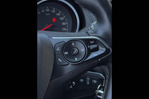 Opel Grandland X 1.2 Turbo Business Elegance - Navigatie I Airco I Sport velgen I Achteruitrij camera I PDC I Dealer onderhouden Opel Grandland X 1.2 Turbo Business Elegance - Navigatie I Airco I Sport velgen I Achteruitrij camera I PDC I Dealer onderhouden