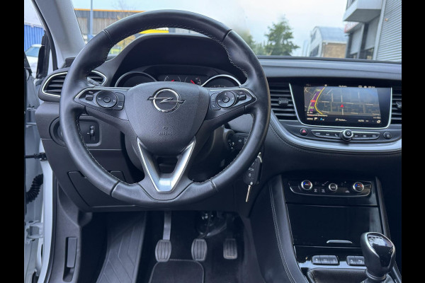 Opel Grandland X 1.2 Turbo Business Elegance - Navigatie I Airco I Sport velgen I Achteruitrij camera I PDC I Dealer onderhouden Opel Grandland X 1.2 Turbo Business Elegance - Navigatie I Airco I Sport velgen I Achteruitrij camera I PDC I Dealer onderhouden