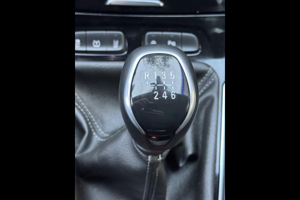 Opel Grandland X 1.2 Turbo Business Elegance - Navigatie I Airco I Sport velgen I Achteruitrij camera I PDC I Dealer onderhouden Opel Grandland X 1.2 Turbo Business Elegance - Navigatie I Airco I Sport velgen I Achteruitrij camera I PDC I Dealer onderhouden