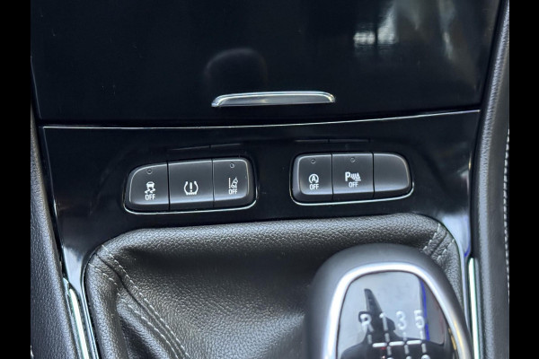 Opel Grandland X 1.2 Turbo Business Elegance - Navigatie I Airco I Sport velgen I Achteruitrij camera I PDC I Dealer onderhouden Opel Grandland X 1.2 Turbo Business Elegance - Navigatie I Airco I Sport velgen I Achteruitrij camera I PDC I Dealer onderhouden
