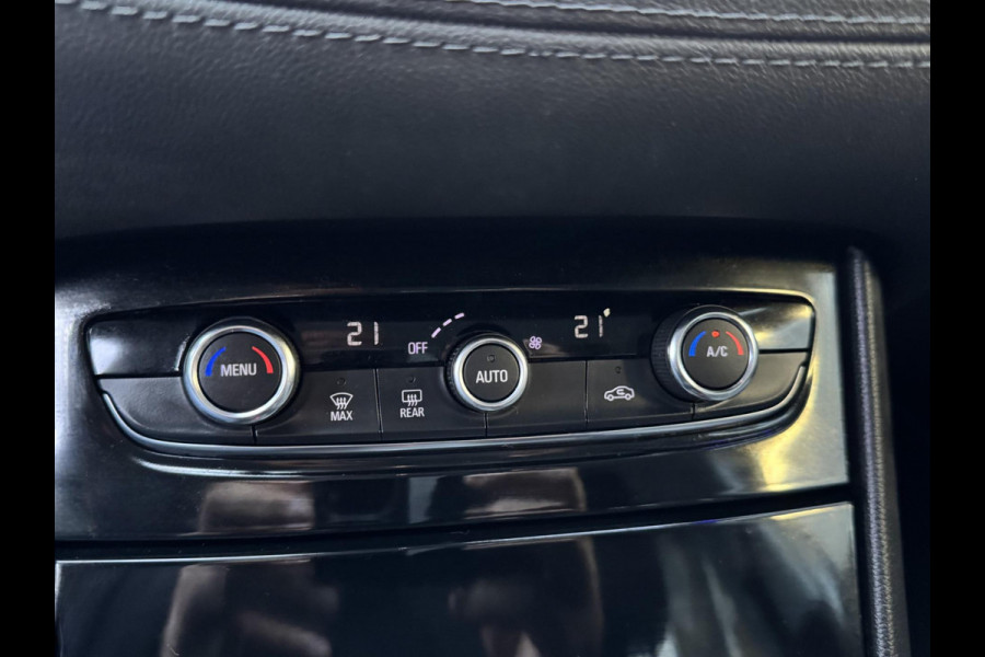 Opel Grandland X 1.2 Turbo Business Elegance - Navigatie I Airco I Sport velgen I Achteruitrij camera I PDC I Dealer onderhouden Opel Grandland X 1.2 Turbo Business Elegance - Navigatie I Airco I Sport velgen I Achteruitrij camera I PDC I Dealer onderhouden