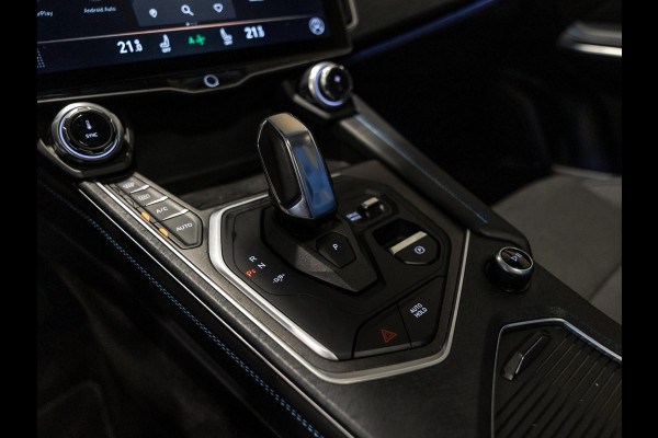 Lynk & Co 01 1.5 / 261pk / Blackstyle Lynk & Co 01 1.5 / 261pk / Blackstyle