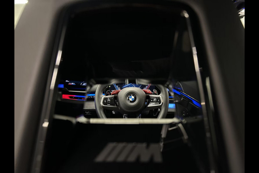 BMW 5 Serie M5 M Carbon|M Drivers Package|M Drive Professional|Driving + Parking Assistant Professional|Alcantara BMW 5 Serie M5 M Carbon|M Drivers Package|M Drive Professional|Driving + Parking Assistant Professional|Alcantara