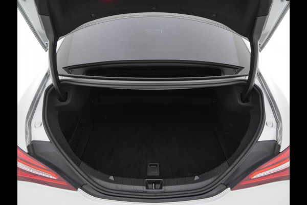 Mercedes-Benz CLA-Klasse AMG 45 4MATIC Ambition Aut. *PANO | AMG-AERO-PACK | RECARO-SPORTSEATS | MICROFIBRE | FULL-LED | MEMORY-PACK | HARMAN/KARDON-SURROUD | KEYLESS | HEATED-SEATS | NAVI-FULLMAP | SHIFT-PADDLES | 19''ALU*