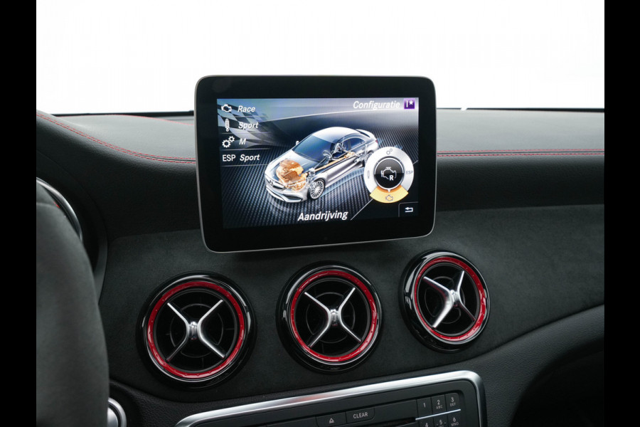 Mercedes-Benz CLA-Klasse AMG 45 4MATIC Ambition Aut. *PANO | AMG-AERO-PACK | RECARO-SPORTSEATS | MICROFIBRE | FULL-LED | MEMORY-PACK | HARMAN/KARDON-SURROUD | KEYLESS | HEATED-SEATS | NAVI-FULLMAP | SHIFT-PADDLES | 19''ALU*