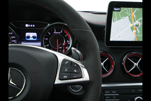 Mercedes-Benz CLA-Klasse AMG 45 4MATIC Ambition Aut. *PANO | AMG-AERO-PACK | RECARO-SPORTSEATS | MICROFIBRE | FULL-LED | MEMORY-PACK | HARMAN/KARDON-SURROUD | KEYLESS | HEATED-SEATS | NAVI-FULLMAP | SHIFT-PADDLES | 19''ALU*